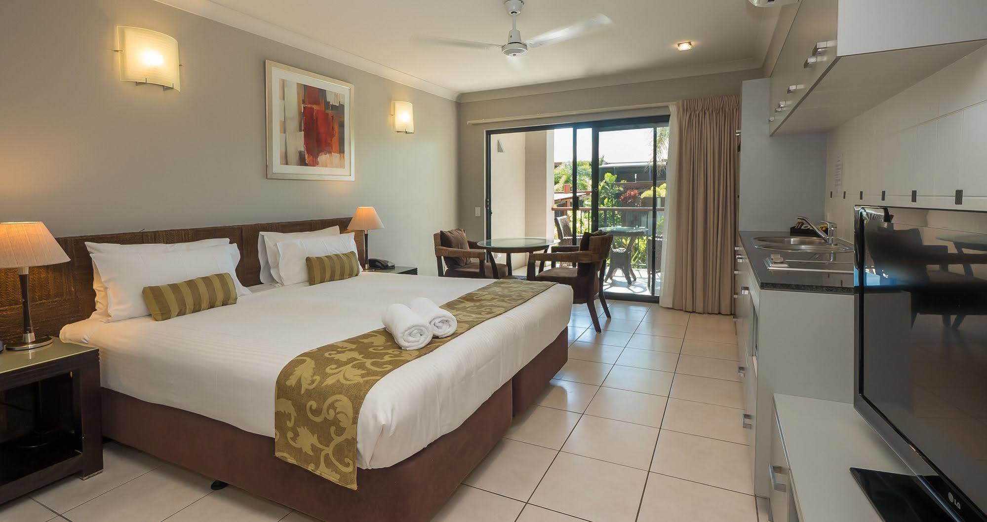 טריניטי ביץ' Blue Lagoon Resort מראה חיצוני תמונה
