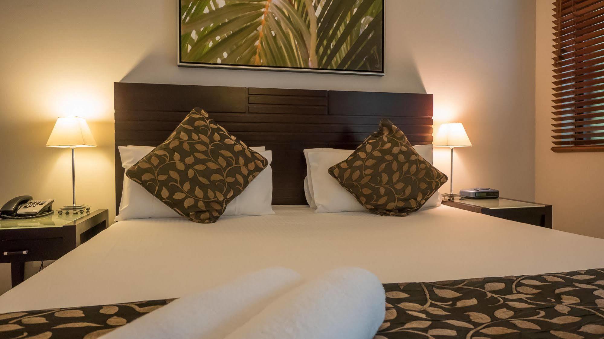 טריניטי ביץ' Blue Lagoon Resort מראה חיצוני תמונה